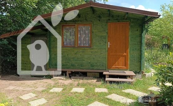 Zahradní domek DREUX 16 m² v Jihlavě postavený svépomocí