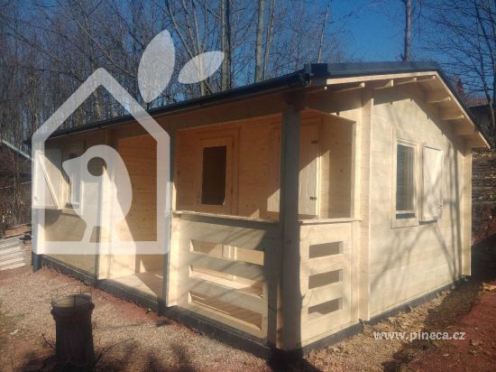 Montovaná chata NANTES 30 m² na břehu Nechranické přehrady