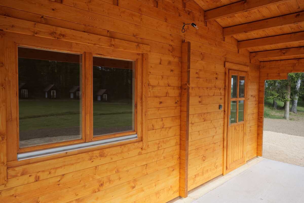  Montovaná chata CAMILA 36m² (6x6) 66mm - Žirovnice