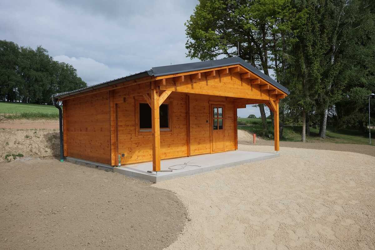  Montovaná chata CAMILA 36m² (6x6) 66mm - Žirovnice
