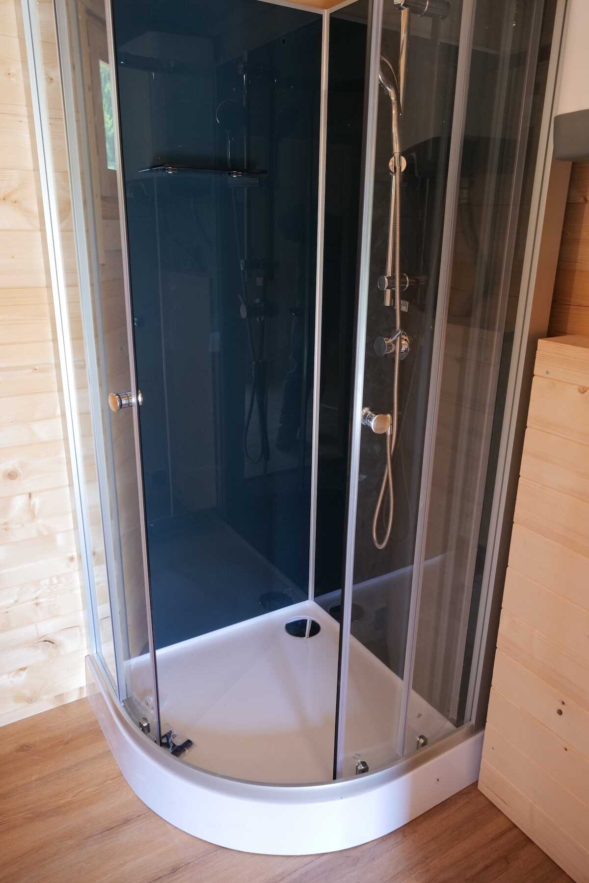 Montovaná chata CAMILA 36m² (6x6) 66mm - Žirovnice